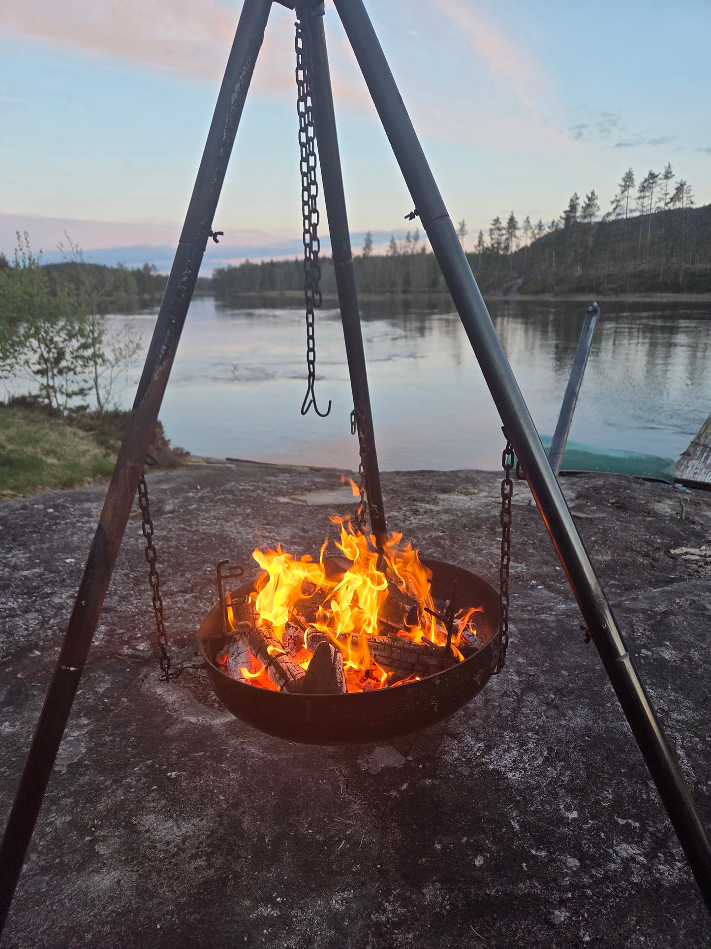 Bålfyring til matlaging!